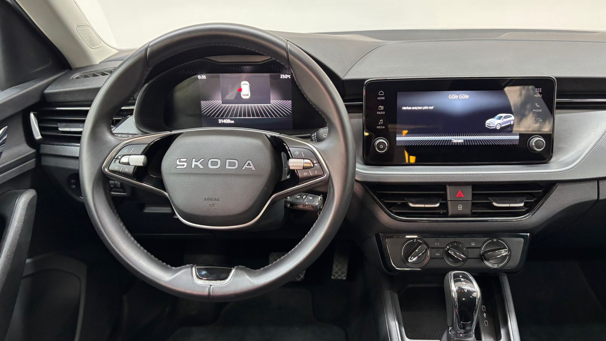 SKODA KAMIQ 14